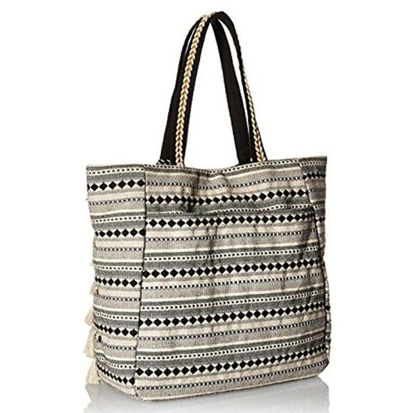 🔥HP🔥 Steve Madden Raine Bohemian Patterned Fabric Tote - Picture 2 of 10